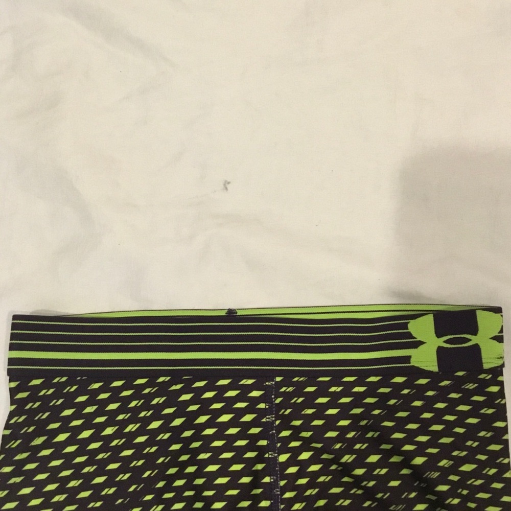 under armour athletic shorts - Picture 4 of 6